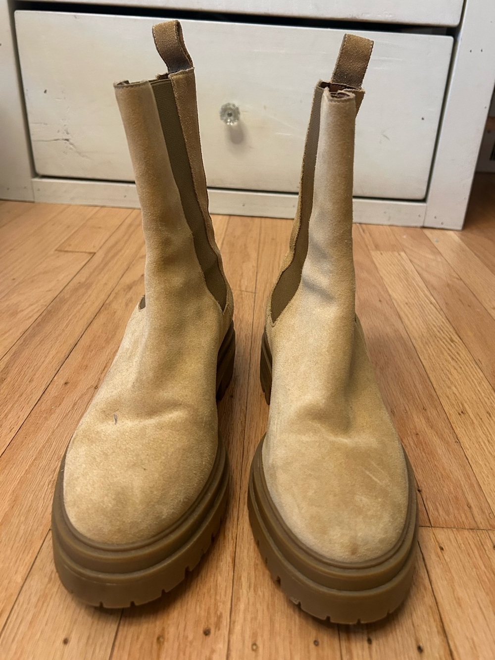 ba&sh Coda Suede Leather Lug Sole Chelsea Boots Tan Size EU 38 Fall Winter